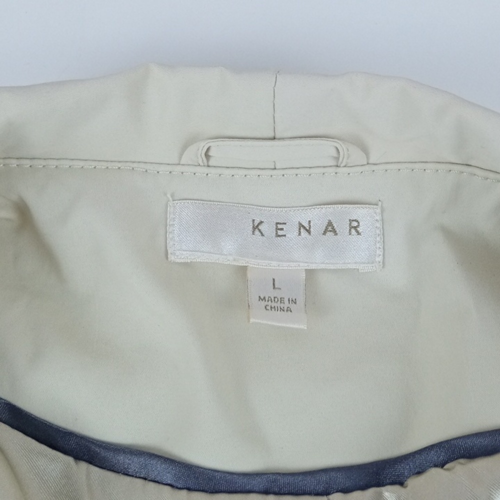 👕 Kenar Cream Ruffle Front Trench Coat with Belt - Picture 5 of 6